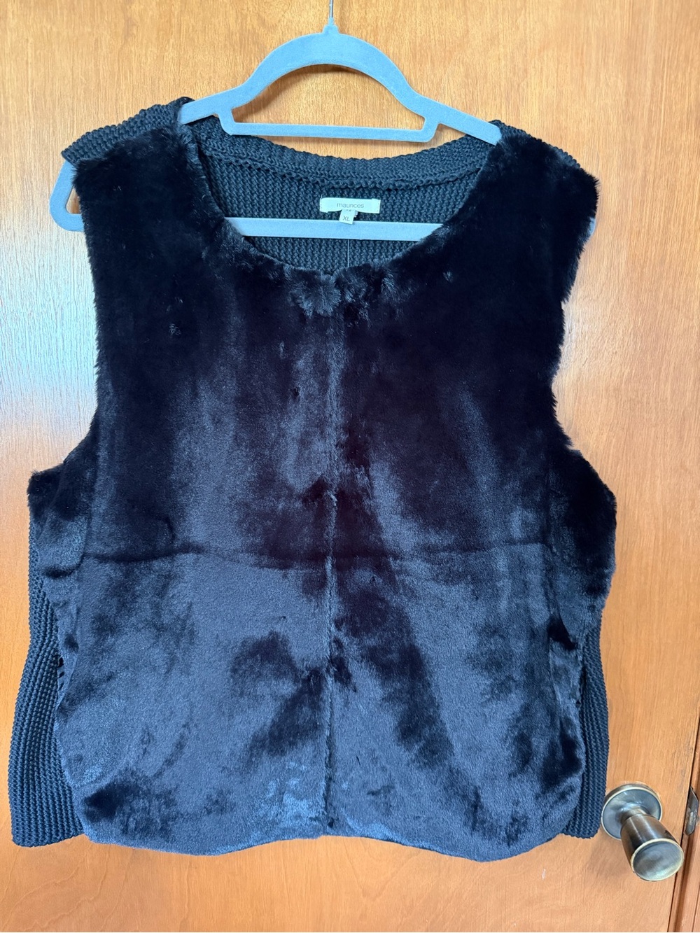 NWT Maurices Black Faux Fur Sweater Knit Vest Size XL